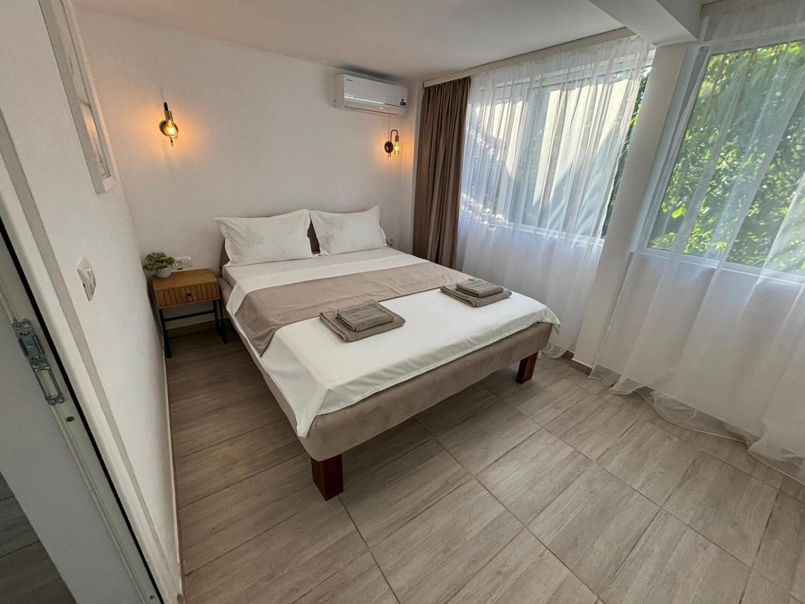 Born By The Sea Hotel Vama Veche Exterior foto